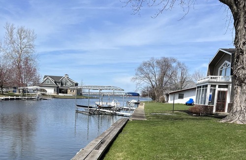 Culver Casa | Cottage on Lake Maxinkuckee