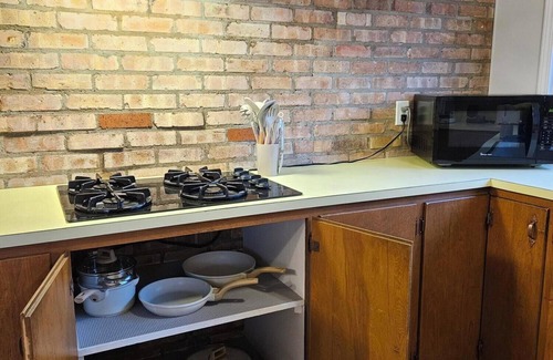 Grand Haven Cabaña | Cottage on Lake Michigan across from Grand Haven State Park.