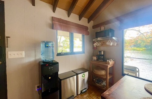 Wells Cabaña | Cottage on Lake Saint Catherine
