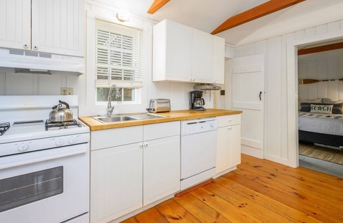 South Dennis Cabaña | Cottage on Large Pond Access to Bass River Updated Interior AC Wifi Dog Friendly