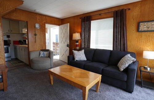 Eureka Casa | Cottage on the Canal