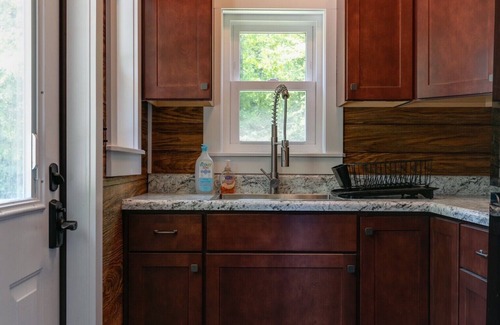 Sabinsville Cabaña | Cottage on the Crick-Sits right on Pine Creek