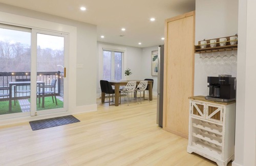 St. Catharines Casa | Cottage on the Water