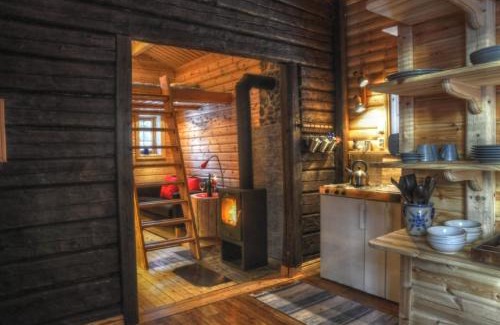 Sorsele Casa | Cottage on Wild River