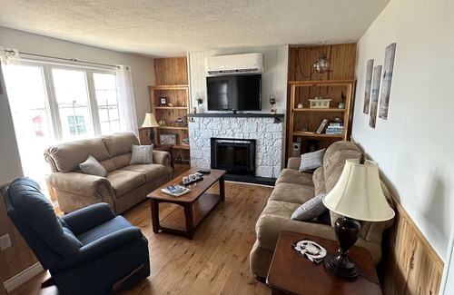 St. Vincent's-St. Stephen's-Peter's River Casa | Cottage overlooking the water!