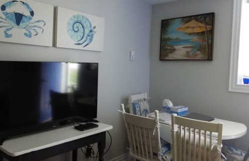 Georgetown Cabaña | Cottage Peaceful Getaway