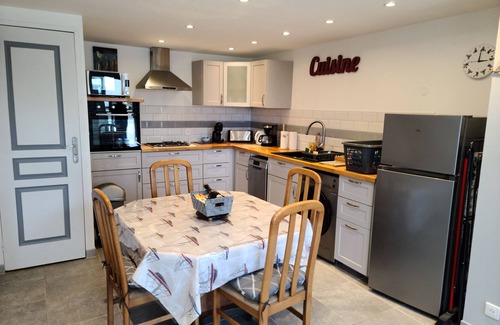 Garlan Casa | Cottage 'Penty's Ouessant 3' with Shared Terrace