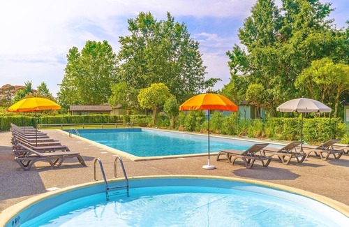 Castelmoron-sur-Lot Cabina | Cottage proche de la marina! Avec piscine, spa, + terraza privada