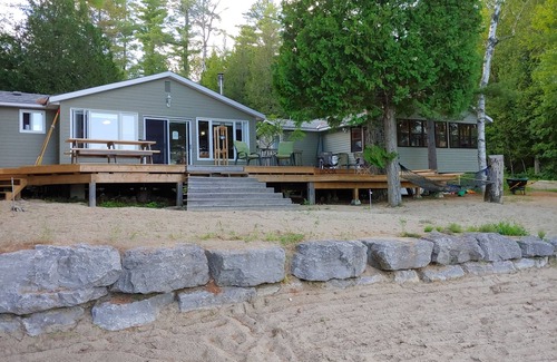 Cloyne Cabaña | Cottage - private beach