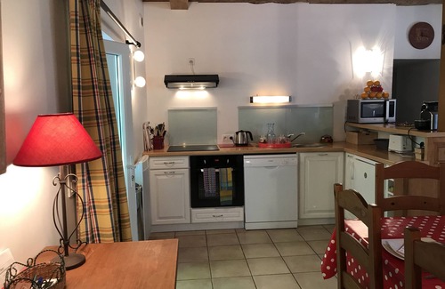 Miniac-Morvan Cama Y Desayuno | Alquiler de cabañas en el campo, a 20 minutos de las playas de la Costa Esmeralda