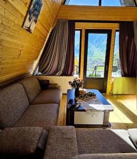 Stepantsminda Apartamento | Cottage Rest in kazbegi