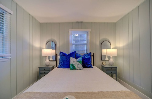 Muskegon Casa | Cottage Retreat Scenic Drive Resort 7