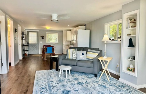 Mio Cabaña | Cottage right on the AuSable River in charming Mio