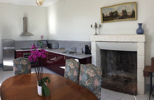 Pouant Casa | Cottage Sainte Geneviève - Charming Master's House