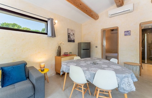 Saumane-de-Vaucluse Casa | Casita de campo 'Saumane, Petite Bergerie' con piscina privada, Wi-Fi y aire acondicionado