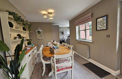 Irstead Cabaña | Little Broad Cottage Norfolk 2 Bedroom, Sleep 4