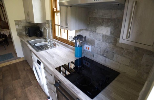Ryton Cabaña | Cottage - Sleeps 2 - Garden - Parking