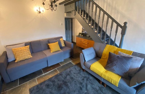Trefor Cabaña | Cottage - Sleeps 4 - Pet Friendly - Terrace