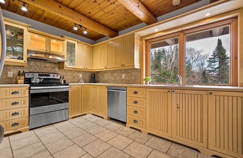 Saint-Faustin-Lac-Carre Chalet De Esquí | Cottage The Masters on the Royal Laurentian Golf | Discount Golf, Beach & Spa