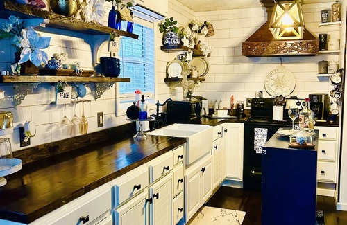 Hopkins Casa | Cottage Tree House B&B