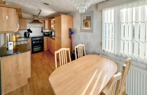 Rhyl Casa | Cottage - Uk49604