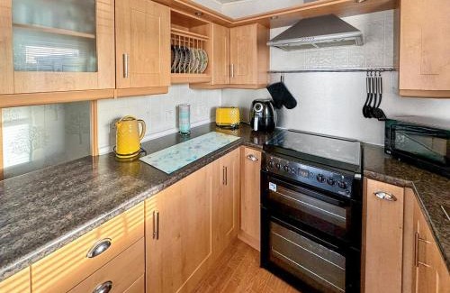 Rhyl Casa | Cottage - Uk49604