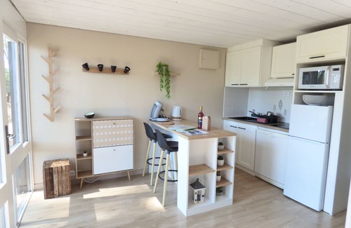 Leon Chalet De Esquí | COTTAGE VUE LAC - Nature Village, Swimming pools, Sports and 2 bikes, near Beach
