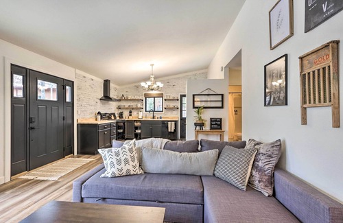 Osage Beach Cabaña | Cottage w/ Grill & Fire Pit in Osage Beach!