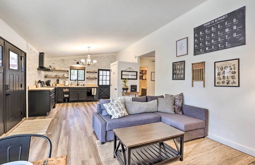Osage Beach Cabaña | Cottage w/ Grill & Fire Pit in Osage Beach!