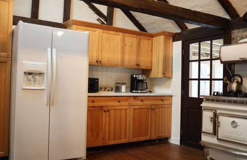 Cairo Casa | Cottage w/ hot tub 15min to Windham & Catskill