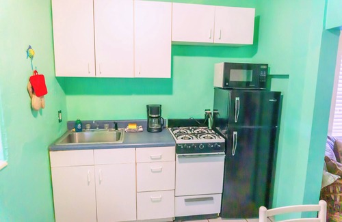 Key Largo Cabaña | Cottage w/ Private Yard, Free Kayaks, Boats, Etc