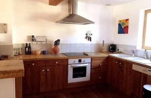 Cazals-des-Bayles Casa | Cottage with Jacuzzi, Le Pommier,. View of nature and the Pyrenees. Swimming pool, Mirepoix
