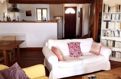 Cazals-des-Bayles Casa | Cottage with Jacuzzi, Le Pommier,. View of nature and the Pyrenees. Swimming pool, Mirepoix