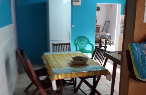 Bas Vent Casa | Casa con jardín, 2 pasos del mar, para 5 personas, totalmente equipado.