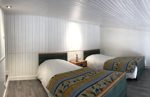 Vessey Cabaña | Casa de campo con piscina climatizada - El "J1" - 4 personas