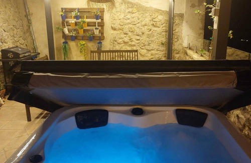 Alcoleja Casa | Cottage with jacuzzi and great mountain views