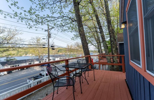 Alton Bay Cabina | Cottage with Lake Views & Access Now featuring AC Wi-FI and TV