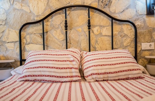 San Ambrosio Cabaña | Casita de campo con piscina privada al aire libre y Wi-Fi
