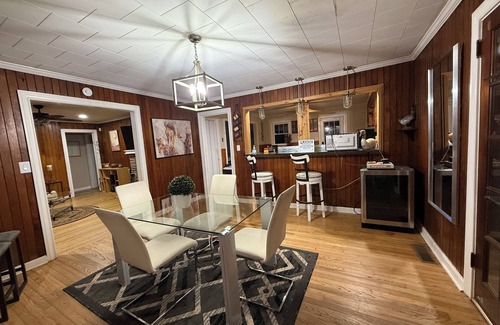 Cliftondale Cabaña | Cottage With Private Lake Near Atlanta, Ga Where Business & Nature Connect