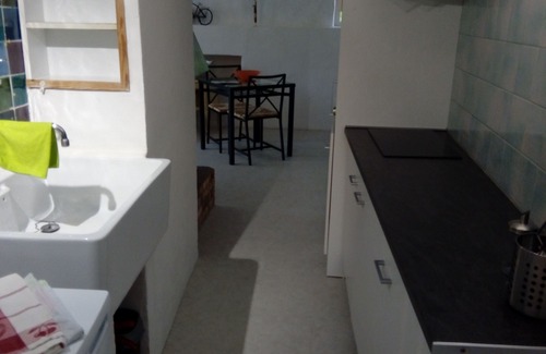 Apt Cabaña | Casa rural con terraza privada y vista al parque!