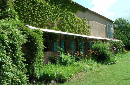 Apt Cabaña | Casa rural con terraza privada y vista al parque!
