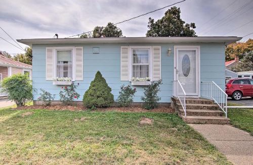 Ste Genevieve Casa | Cottage with Yard, Walk to Historic Attractions