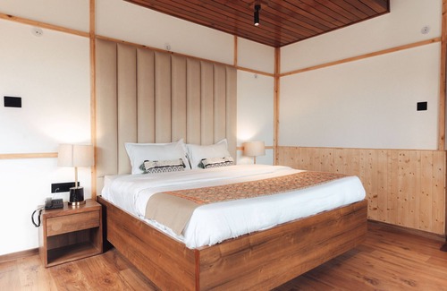 Manali Hotel | Cottage Woodland Retreat