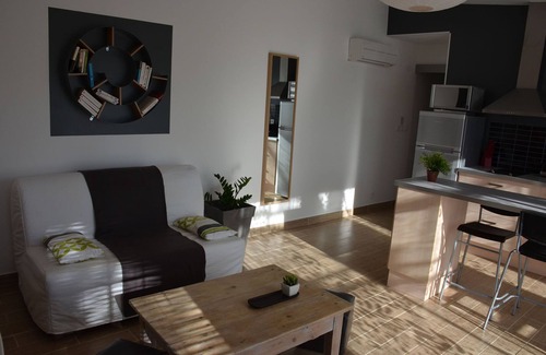Bouillargues Cabaña | cabaña ZEN 2 personas en el pueblo cerca de Nimes aire acondicionado piscina jardín