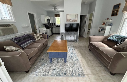 Summer Village Cabaña | Cottages at Summer Village, fully furnished cottage, Wi-fi, heated pools, hot tub