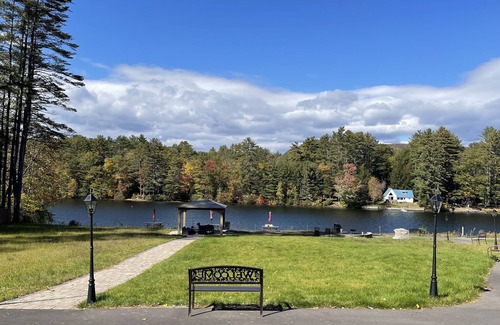 Lake Luzerne Cabaña | Cottages near Saratoga Springs