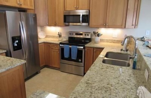 Ocean Isle Beach Villa | Villa con vista al mar sin obstáculos recién renovada, se admiten perros, todos los muebles nuevos