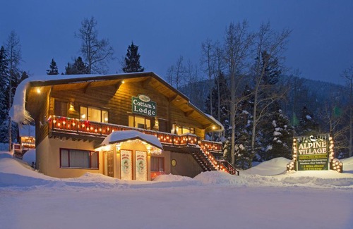 Taos Ski Valley Cabina | Cottam's Lodge by Alpine Village Suites
