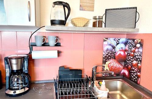 Cottbus Apartamento | Cottbus-Apartments - Red Apartment I privat I Wifi I Küche I Balkon