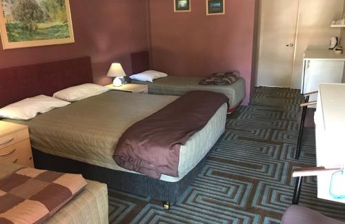 Berridale Hotel | Cottonwood Lodge